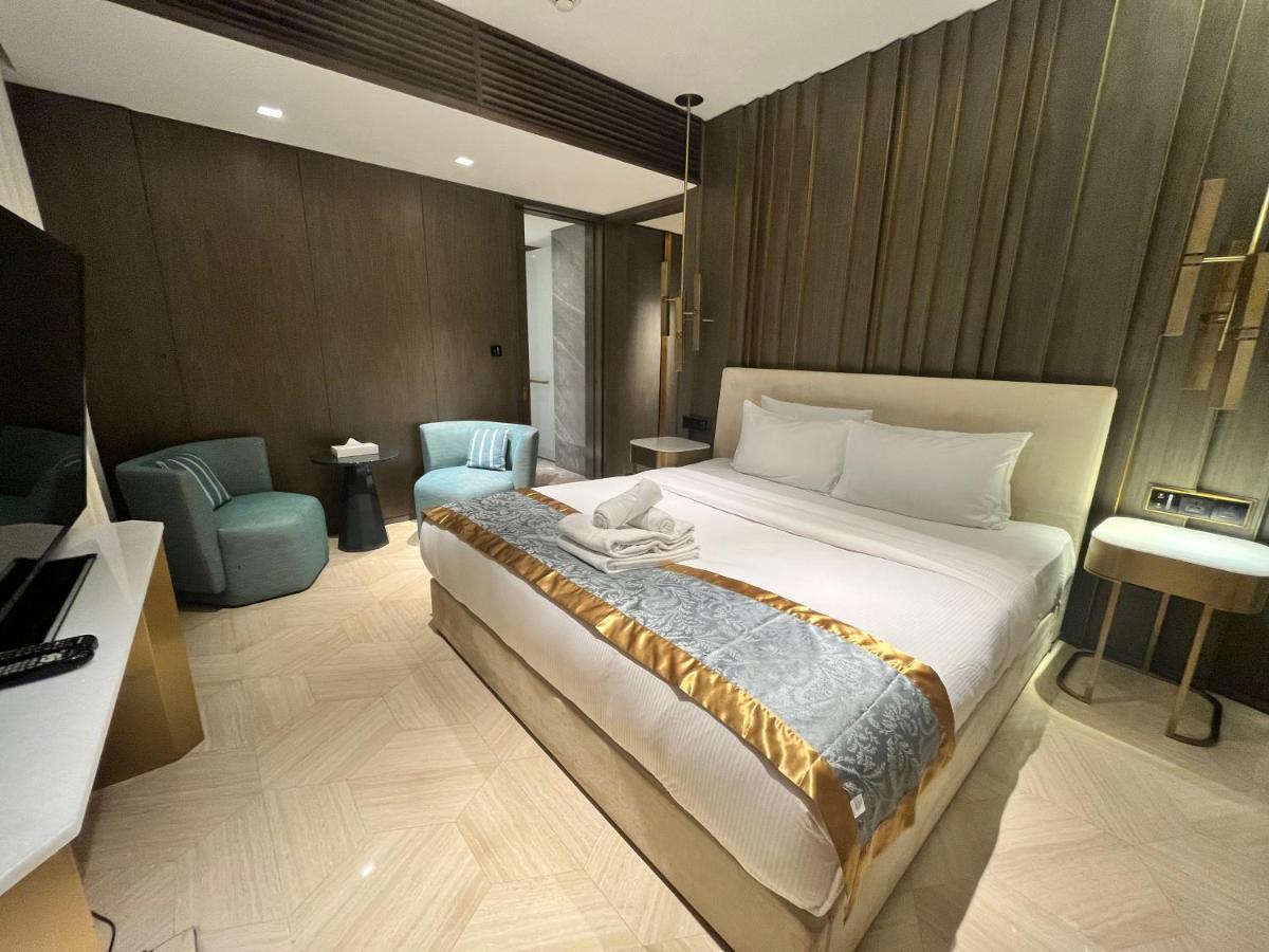 Five Palm Jumeirah - 2 Bedrooms & Maid Room In A Splendid Resort - Modernlux Dubai Dış mekan fotoğraf